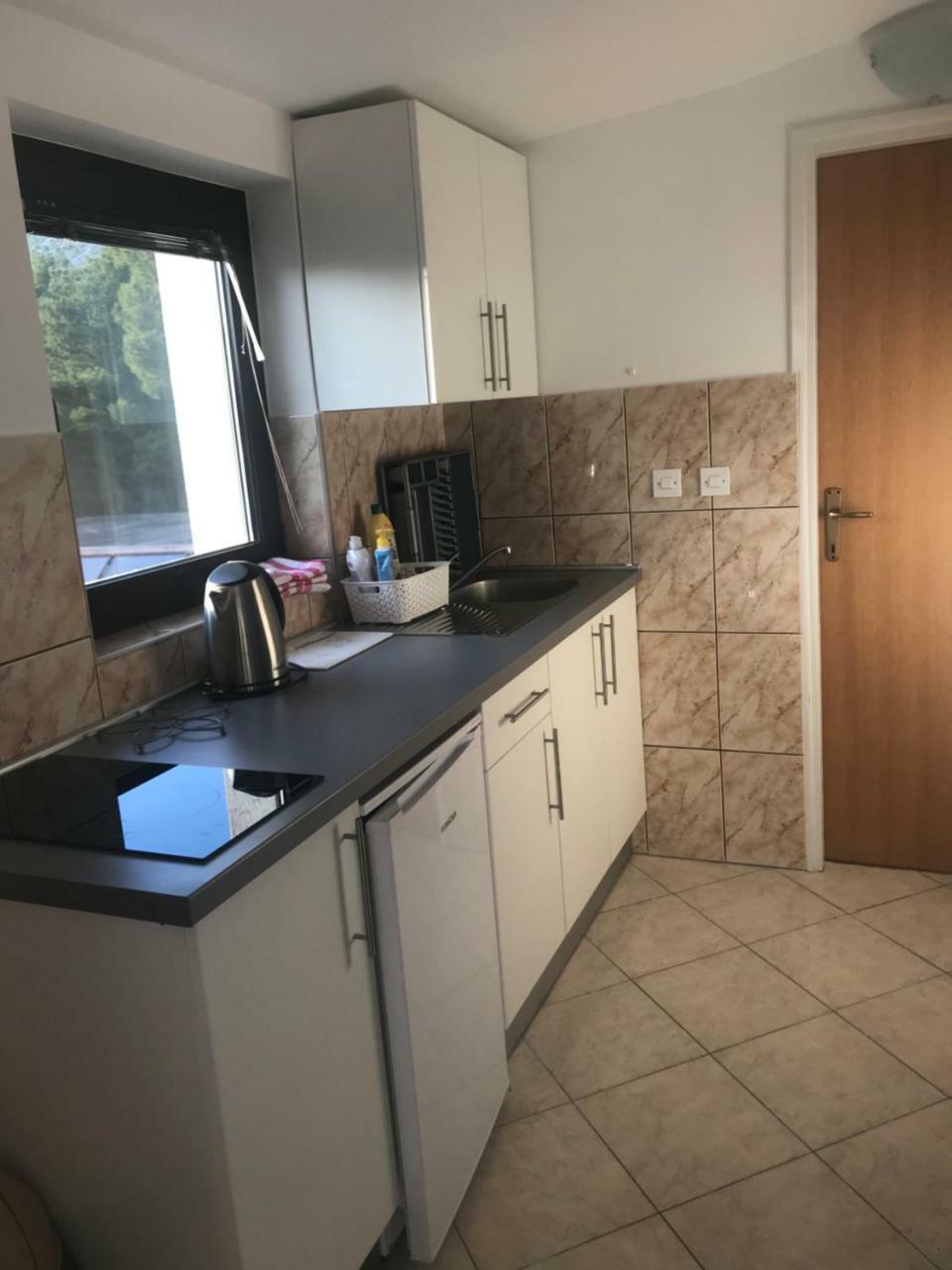 Apartman Veronika Daire Starigrad Paklenica Dış mekan fotoğraf