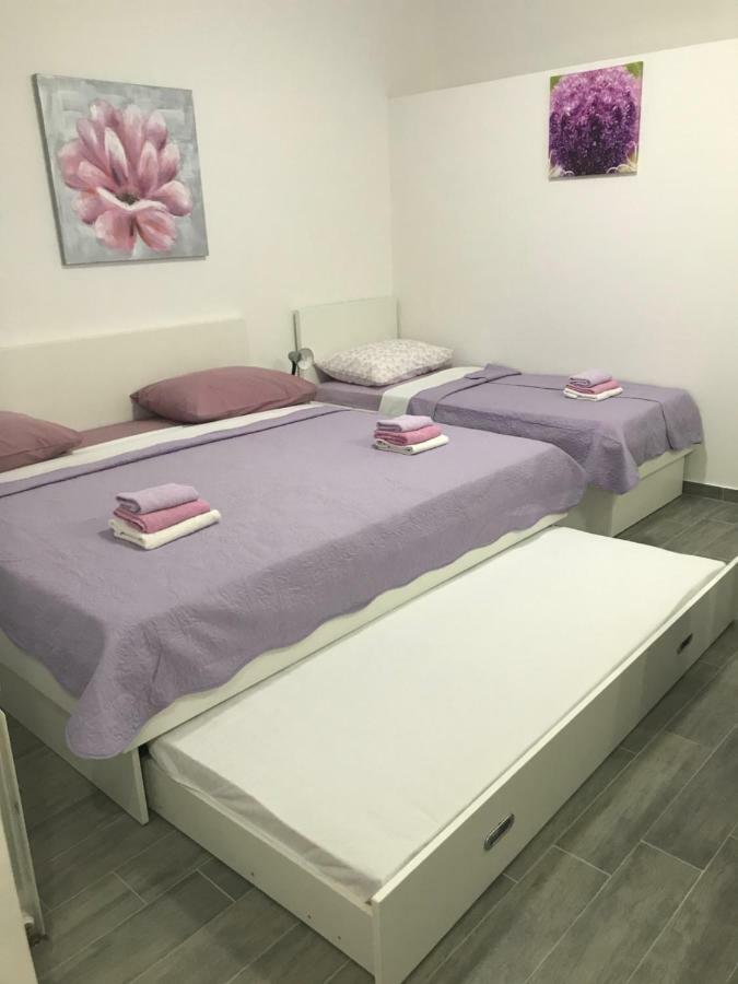 Apartman Veronika Daire Starigrad Paklenica Dış mekan fotoğraf